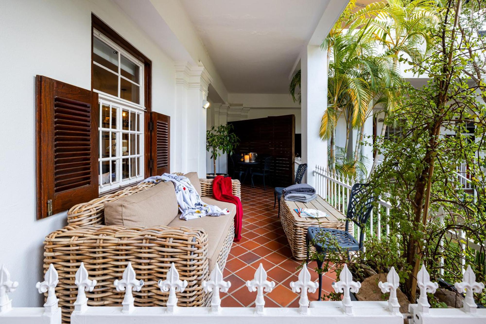 Luxury Apartments - Rozenhof Villa สเตลเลนบอช ภายนอก รูปภาพ